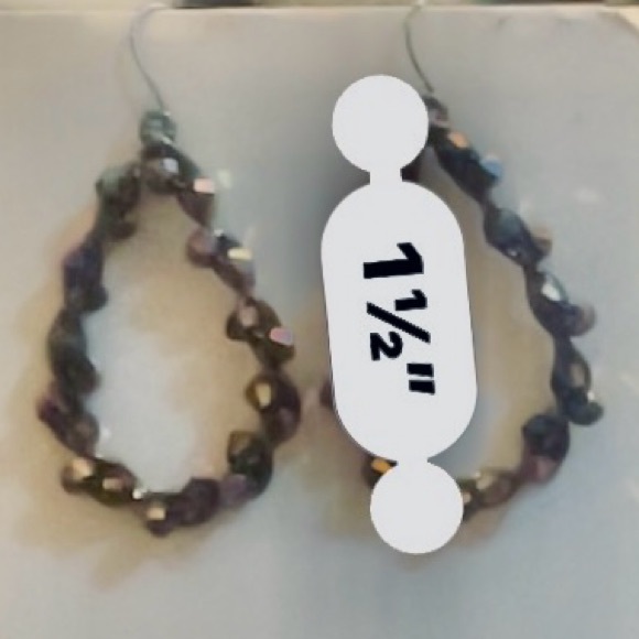 Earrings - Picture 5 of 8